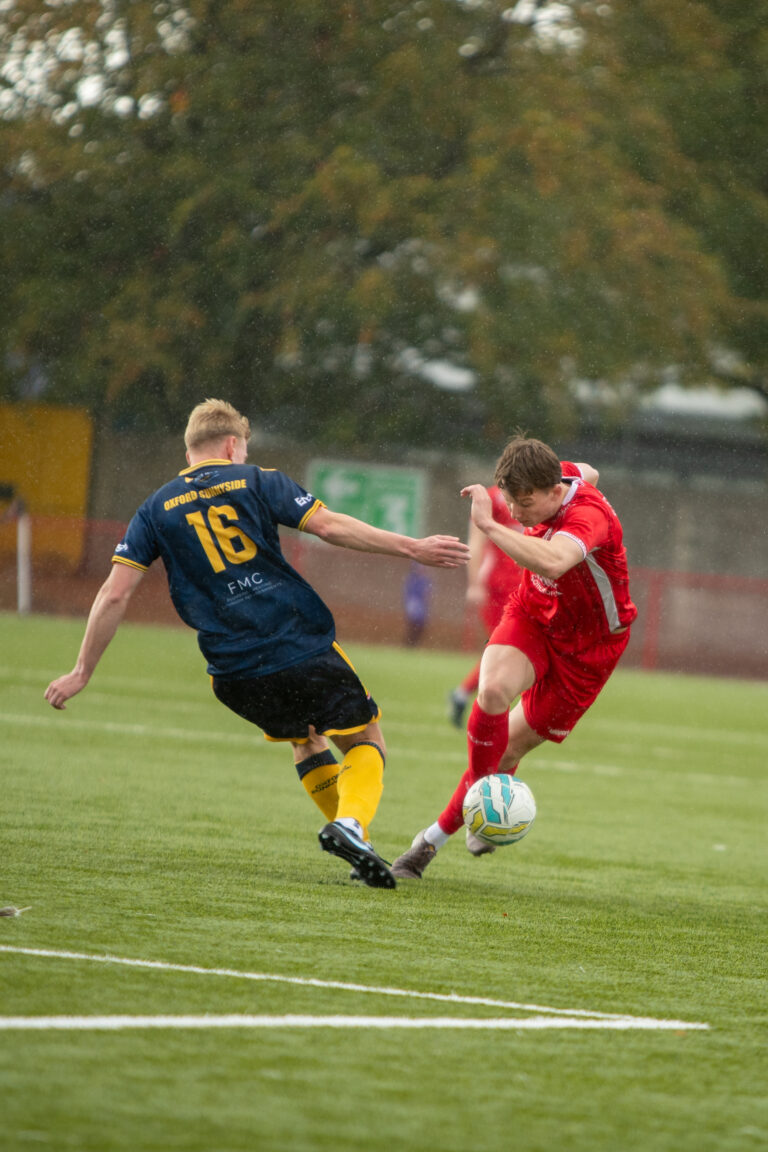 Comrades fight back to secure point against Sunnyside