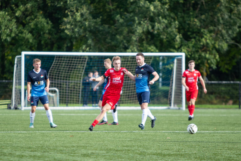 Comrades left disappointed after Rosario grab late winner